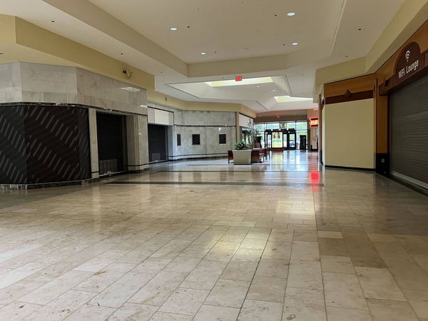 Lansing Mall - Aug 13 2022 (newer photo)
